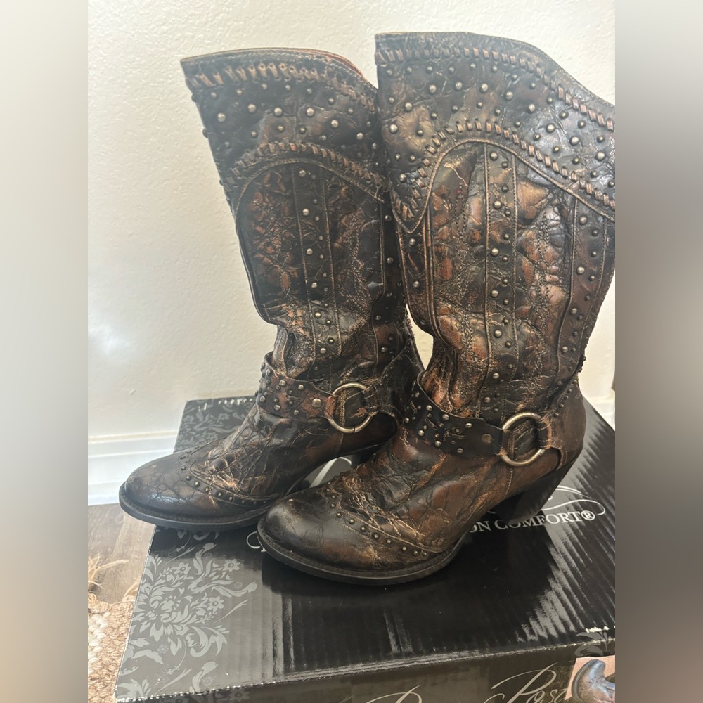 Sexy Back boots by Dan Post size 9